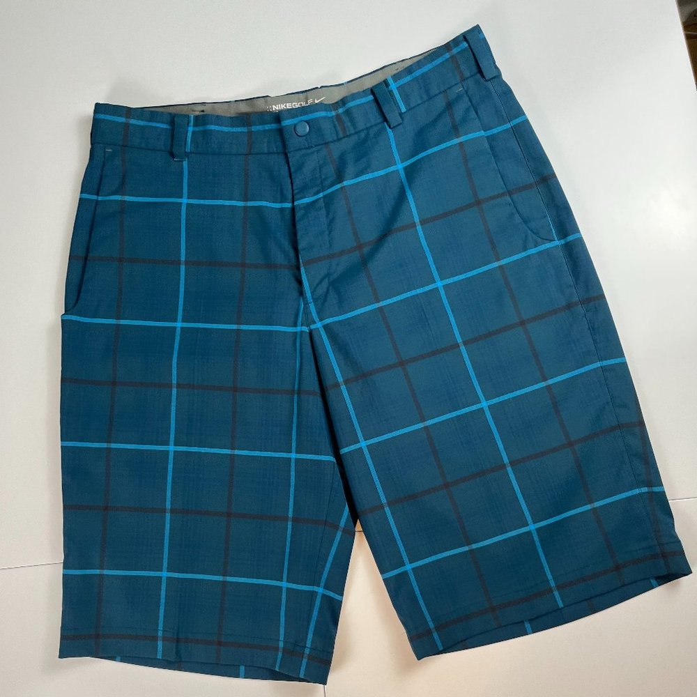 NikeGolf Tour Performance Dry-fit Plaided Blue Bermudas  size 32 / M